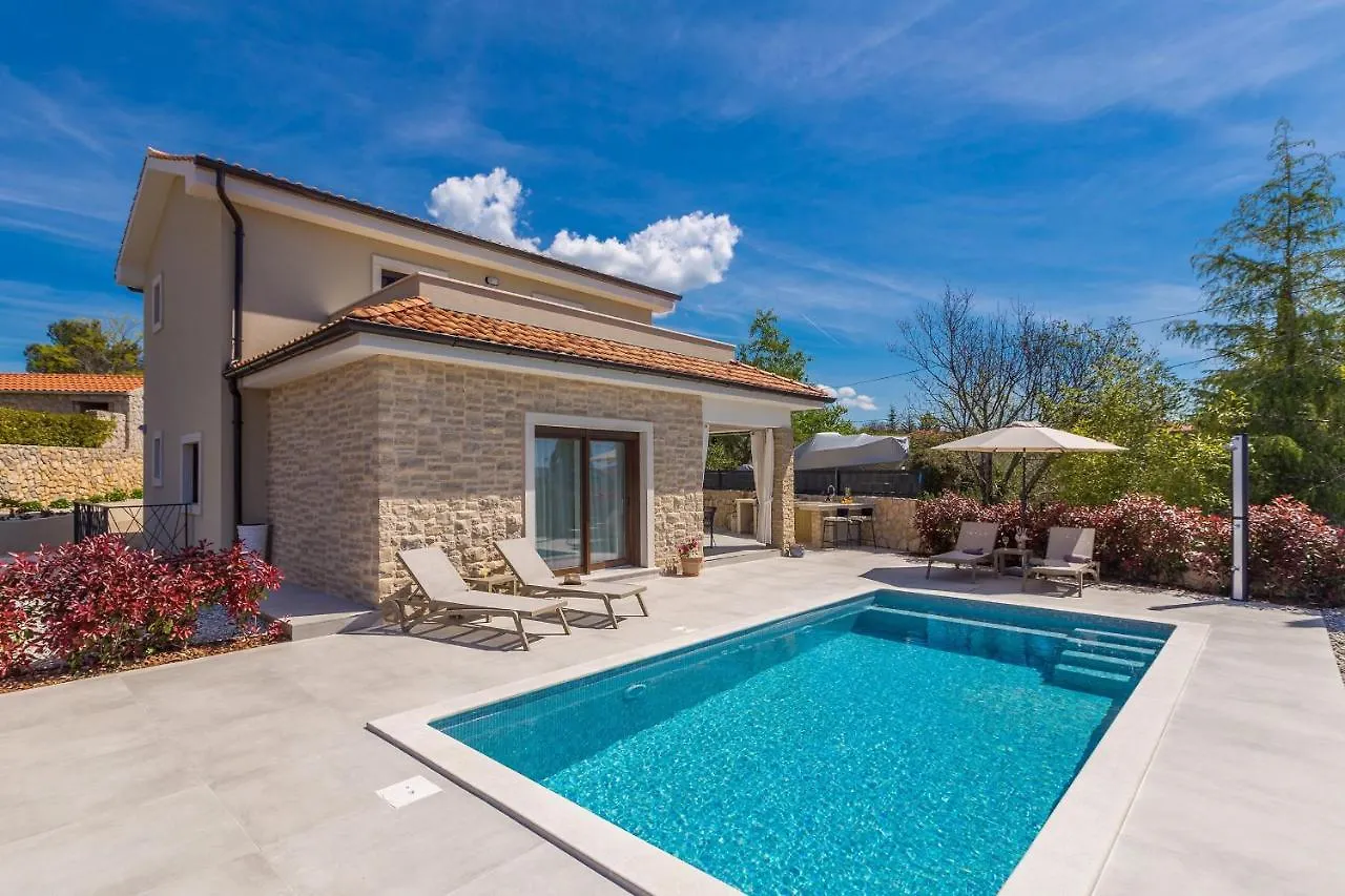 Holiday House Villa Andro Pinezići