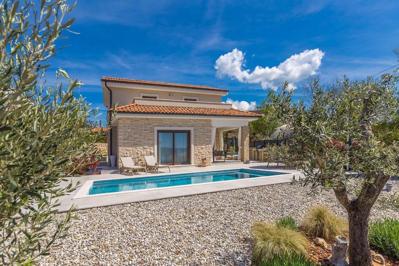 Holiday House Villa Andro Pinezici